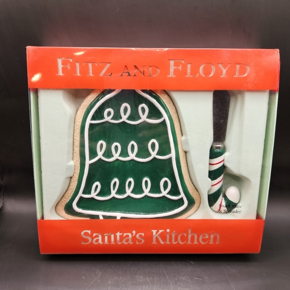 Fitz and Floyd Other - Fitz & Floyd Santa's Kitchen Green Bell Plate & Spreader Set
